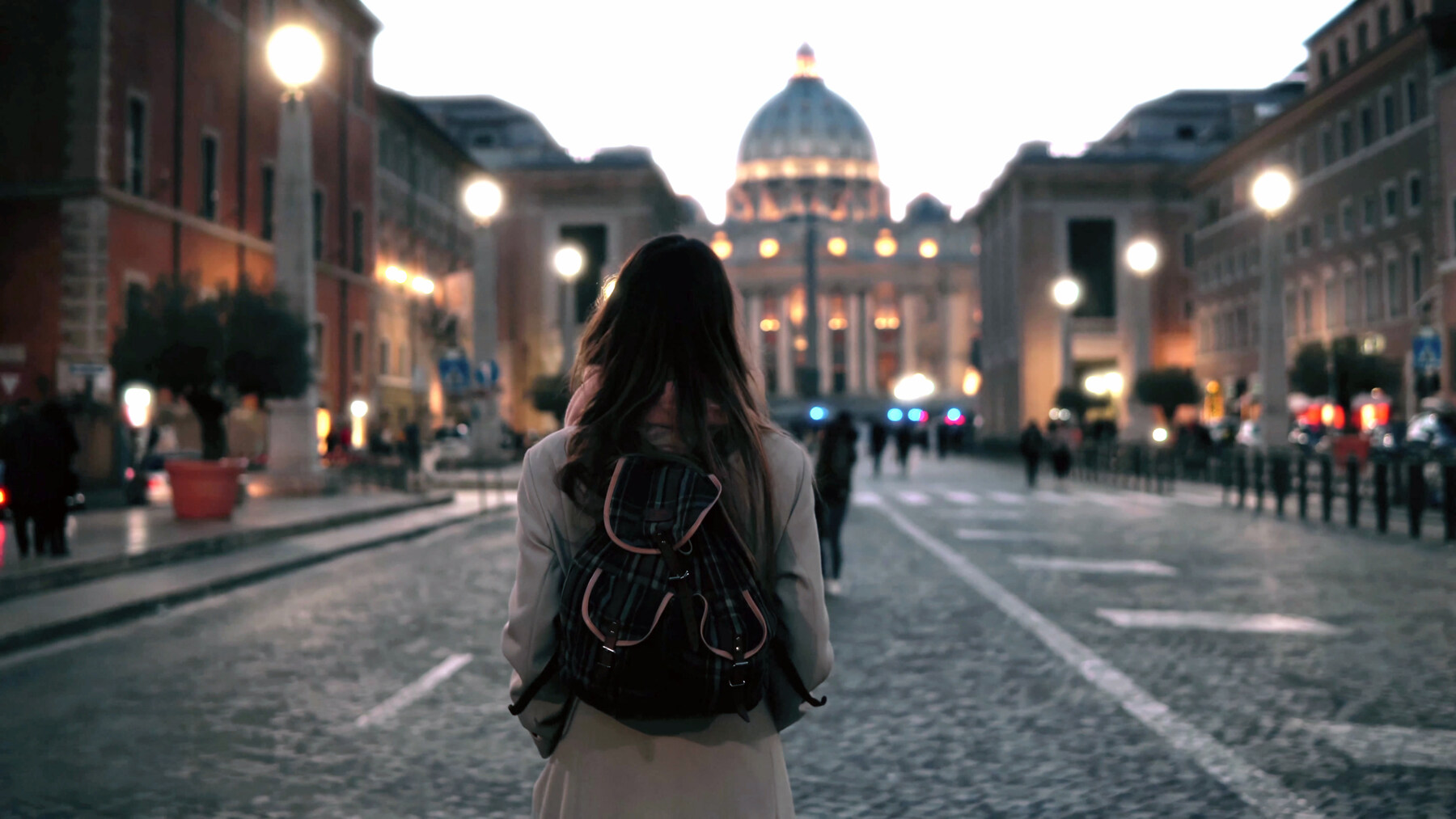 A Guide to Vatican Evening Tour in Italy